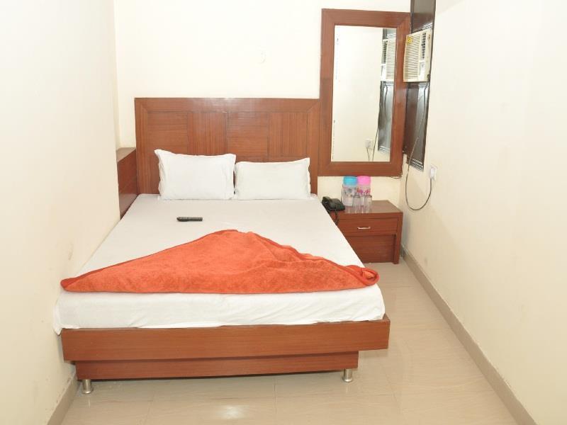 Hotel Darpan Palace -New Delhi Railway Station Экстерьер фото
